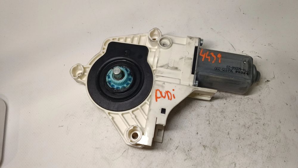 Motor vidro frente esquerdo AUDI A5 (8T3)