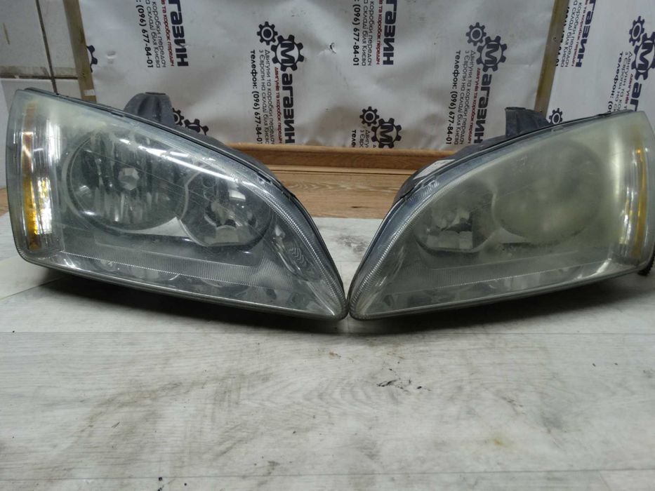 Б/в фара ліва/права Ford Focus II 2004-2007, 4M5113W029AD, 4M5113W030A