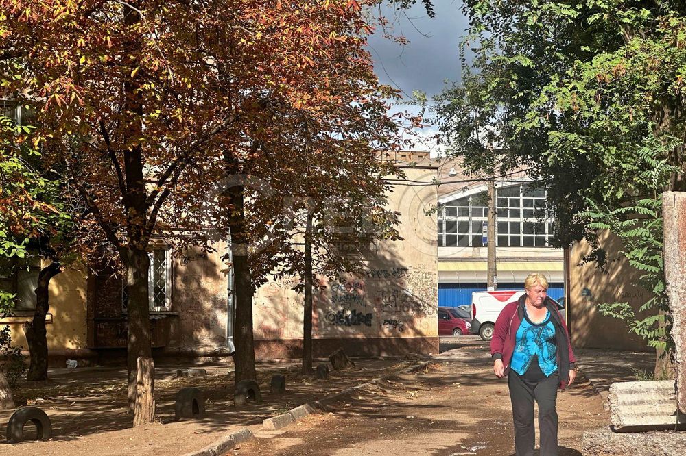 Продаж нежитлової будівлі на Соцмісті, вул.Соборності