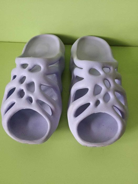 Шлепанцы, типа летней обуви Adidas Yeezy 450 Slide., сланцы