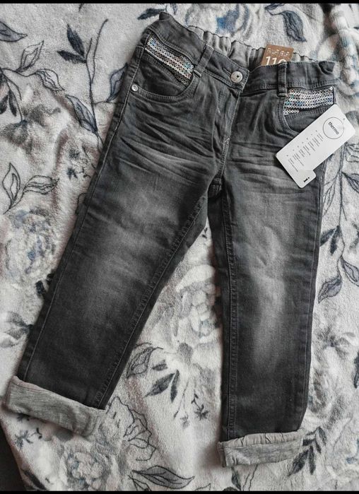 Nowe spodnie z podszewka