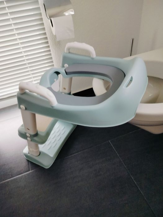 Дитяче складне сидіння на унітаз зі сходами та ручками