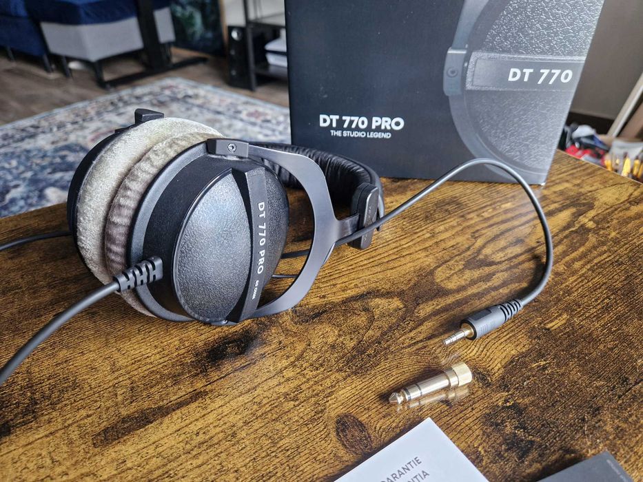 Beyerdynamic DT 770 PRO 80 Ohm -Sluchawki Nauszne Studyjne / Gamingowe