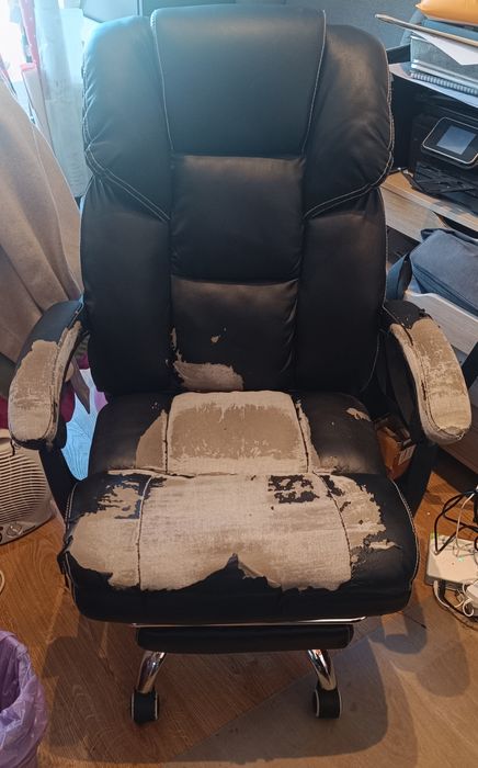 Cadeira de escritório para restaurar