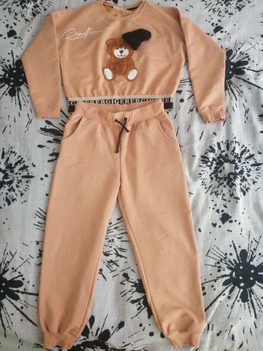 Костюм оверсайз на дівчинку 8-10 рочків