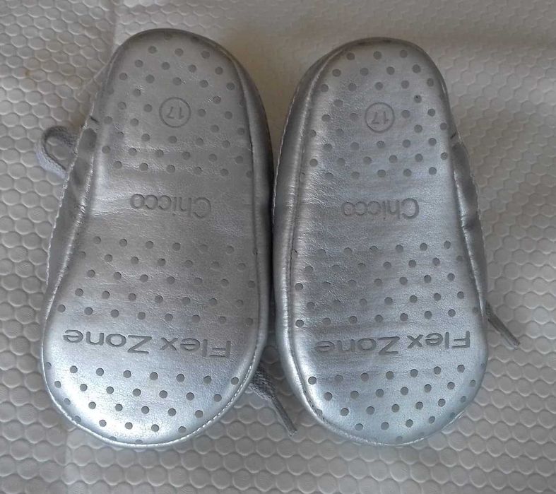 Calçado 17 a 20 - Menina