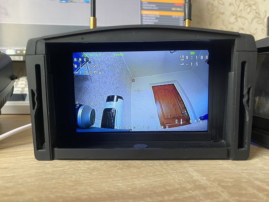 FPV шолом EV800D