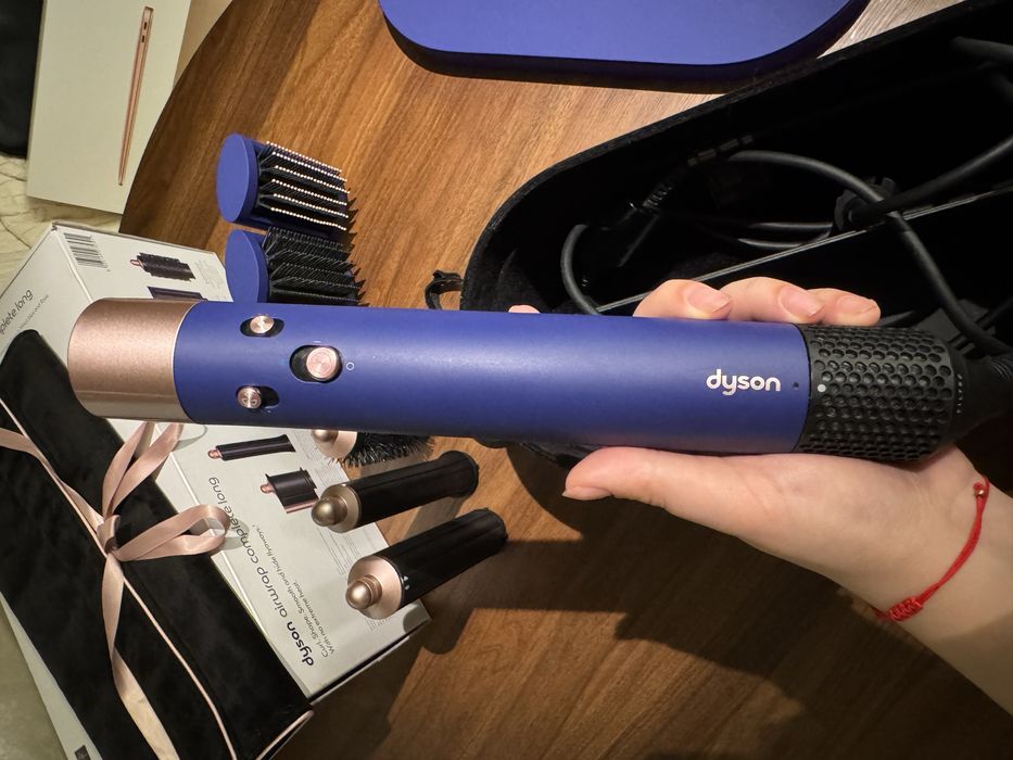 Стайлер для довгого волосся Dyson Airwrap