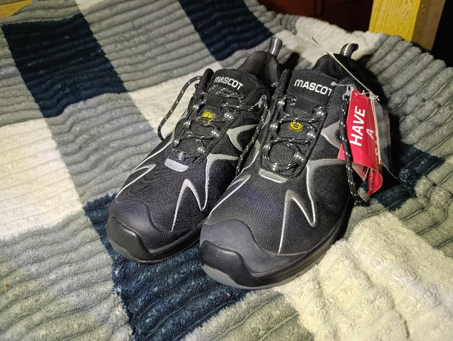 Рабочие кроссовки MASCOT 42 размер
