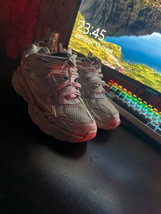 кросовки off White be right back, офф файт кросовки