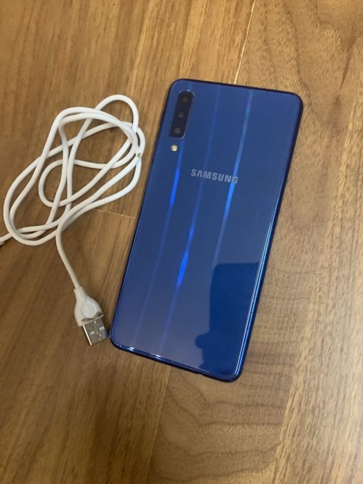 Телефон самсунг!