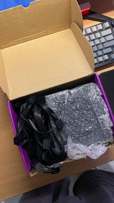 Блок живлення CoolerMaster MWE White V2 750W. Читати опис !