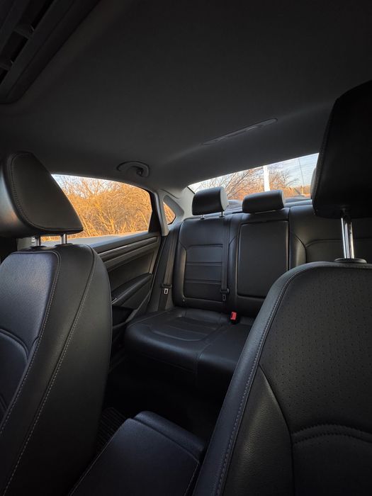 Автомобіль Passat