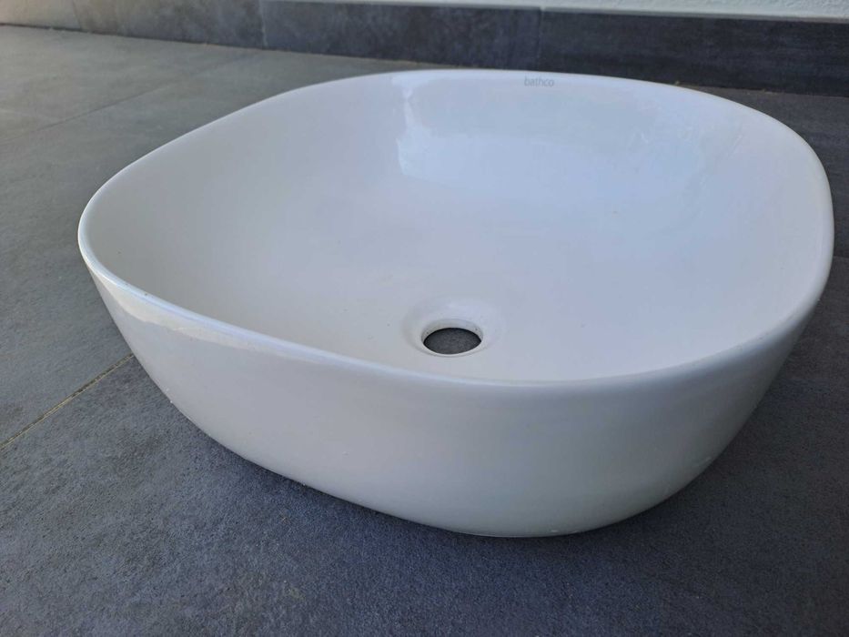 Lavatório de assentar bathco