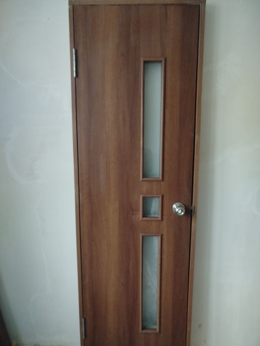 Дверні полотна продам