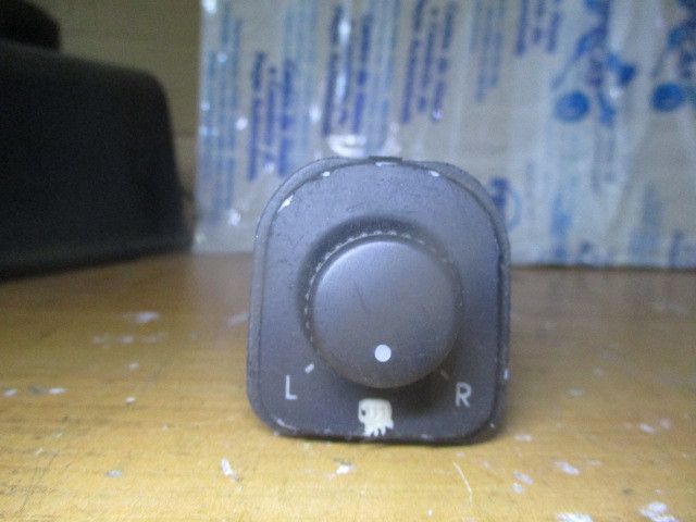 Comando de espelhos VOLKSWAGEN Golf V (1K1)