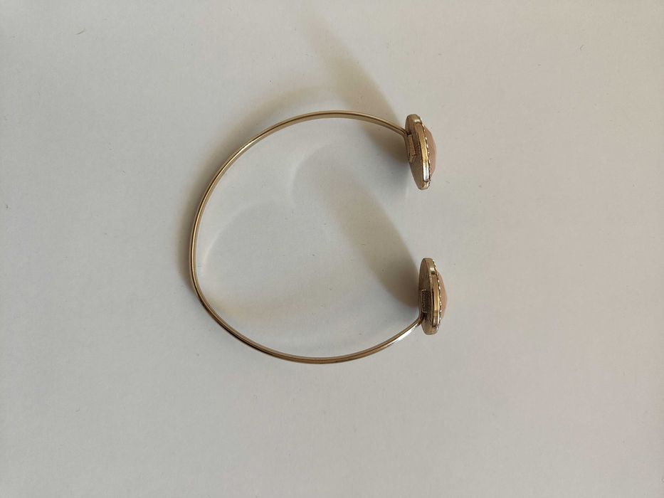 Branzoletka na rękę