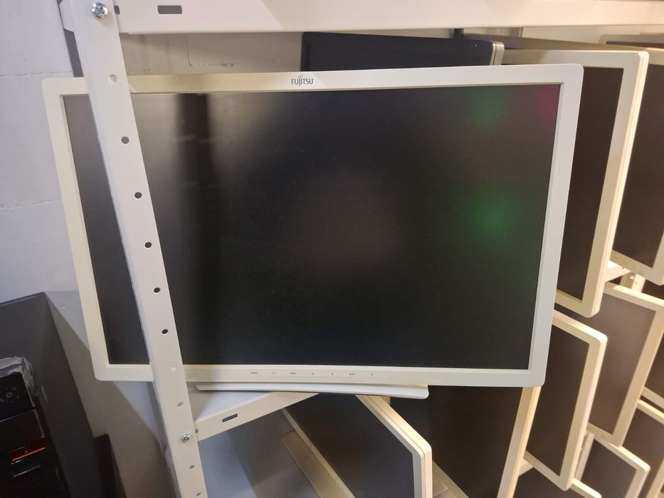 Monitor LCD komputerowy