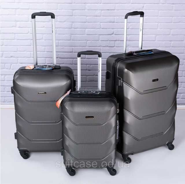 Брендовий Ультролегкий чемоданы Wings 147  Одесса