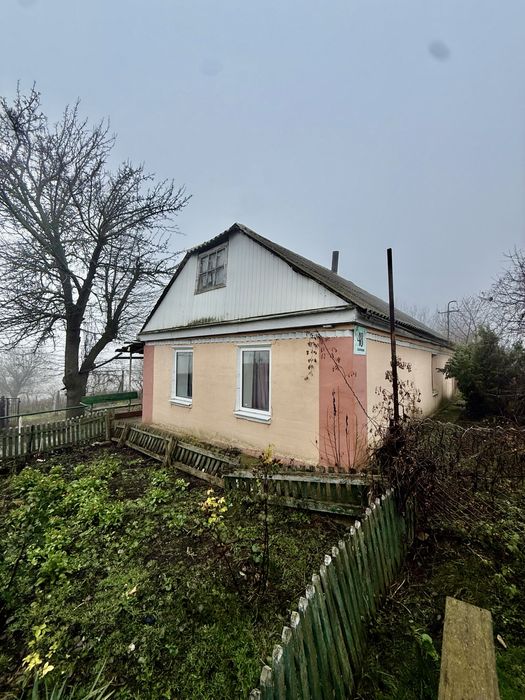 РОЗМТРОЧКА, с. Червона Камянка, 25 км від Олександрія, газове опалення