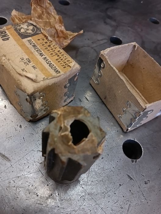 Rozwiertak nasadzany 32H7-M2