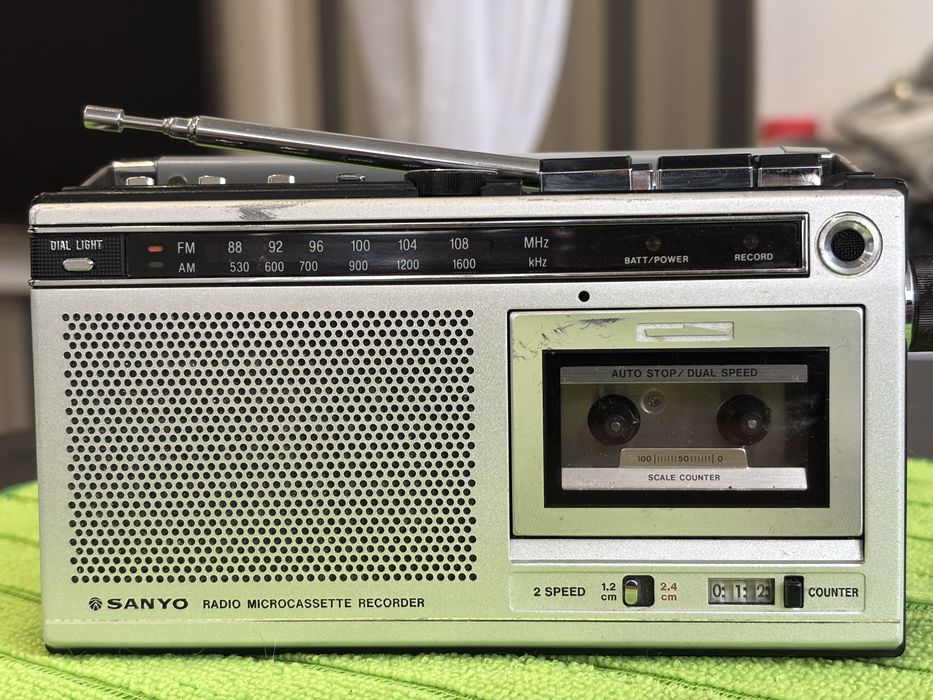 Мини магнитола Sanyo M5850F