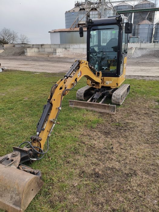 Usługi minikoparka 2 tonową.