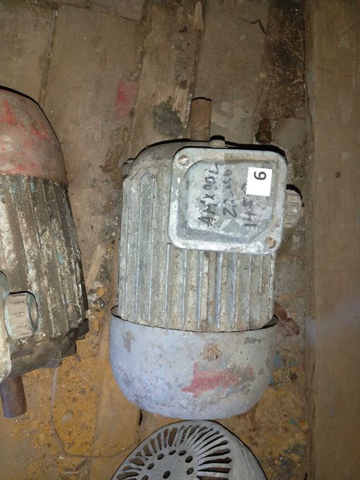 Електродвигуни  типу  АИММ та 2ПН 100L (1,1/1500-4300)