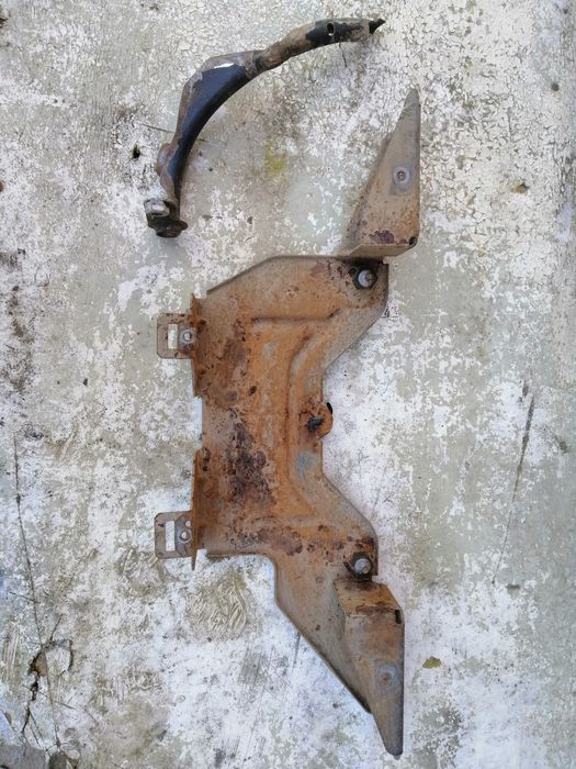 Кріплення блоку електроручника лагуна 2