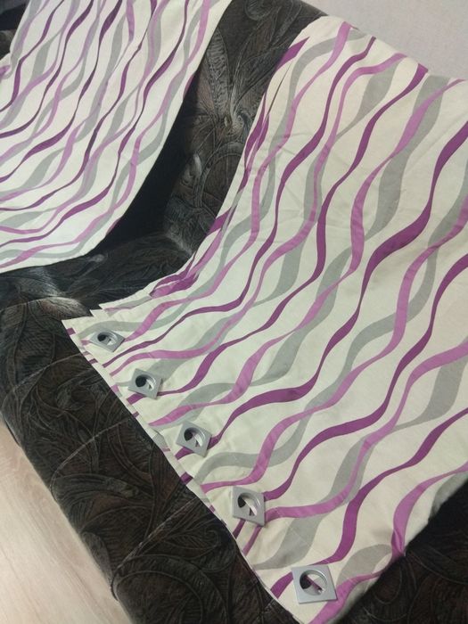 Zaciemniające zasłony na przelotkach