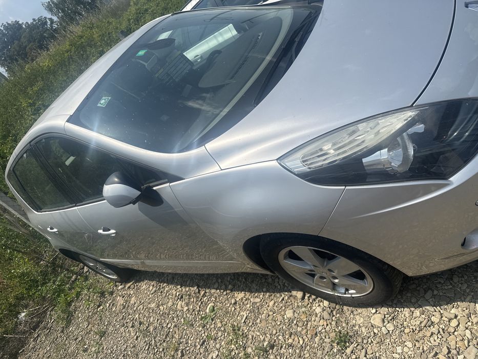 Продам авто Рено Сценік 2.0 бензин автомат