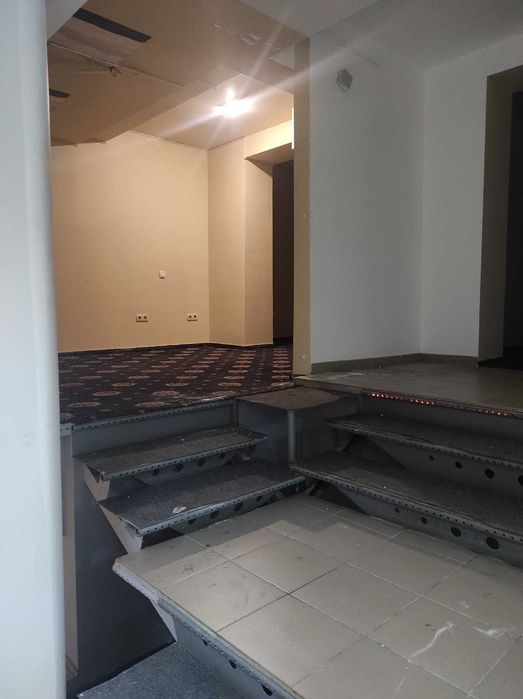 Комерційне приміщення