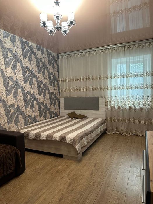 Квартира в центрі, біля ж/д Ланжерону та Деребасівської