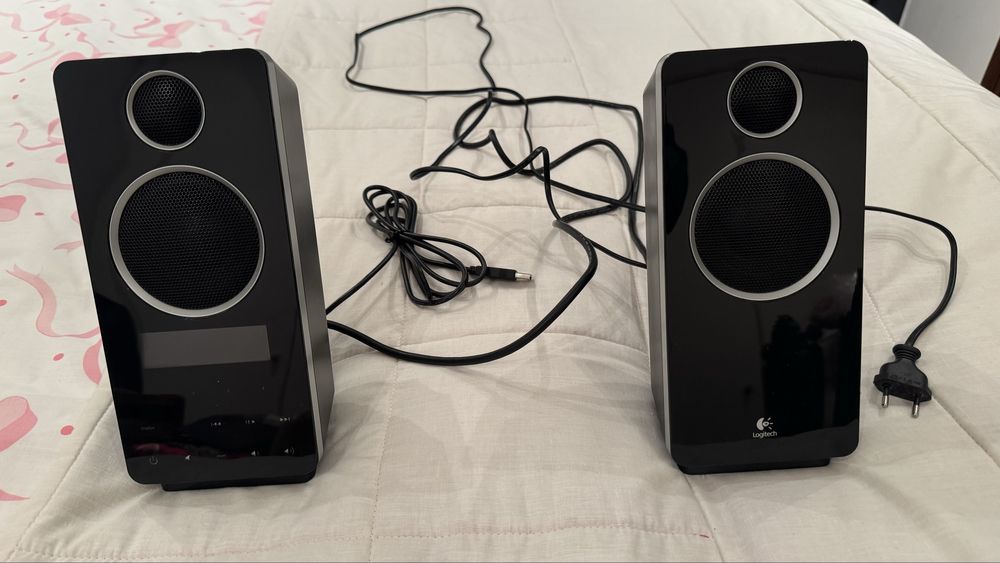 Sistema de colunas Logiteck