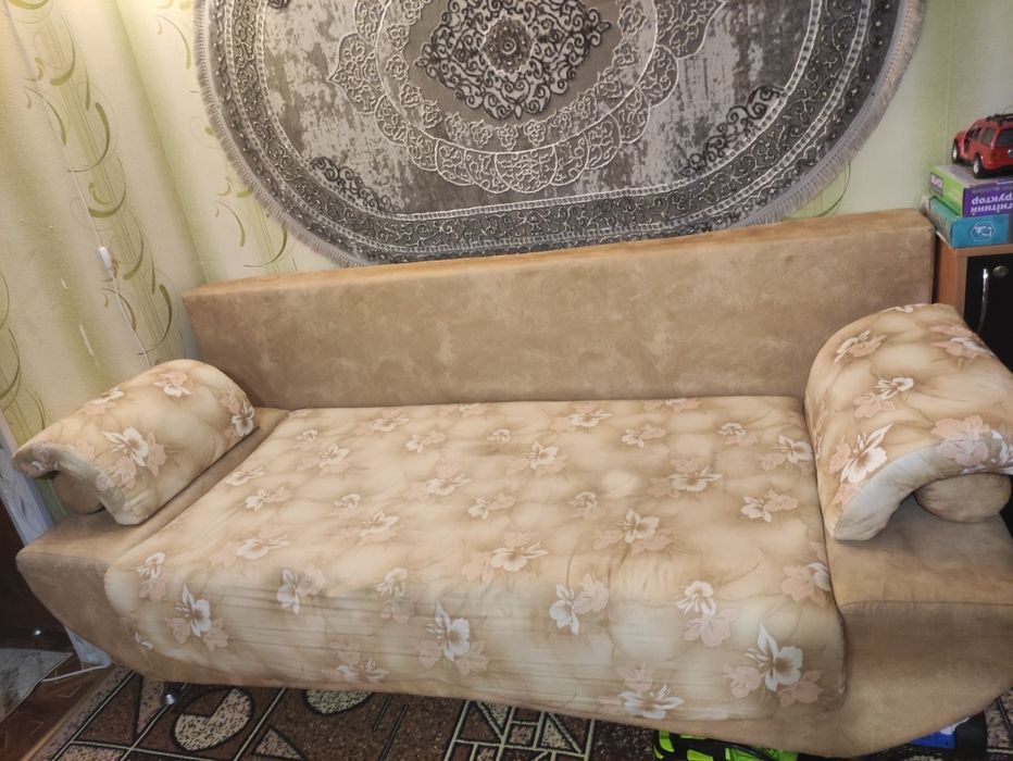 Продам диван б/у