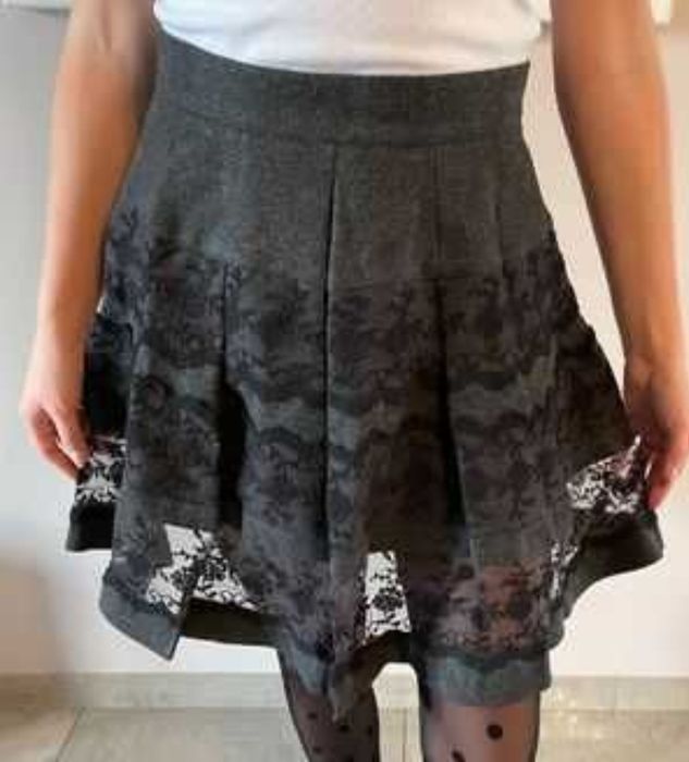 Spódniczka by o La La.. z koronka