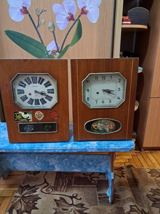 Настінні годинники "Янтар"