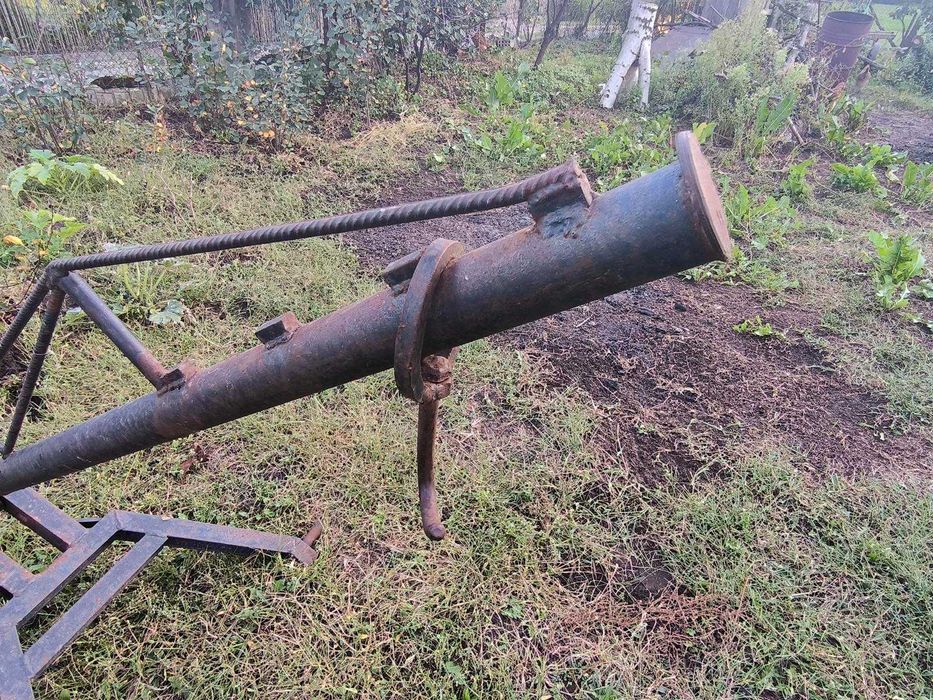 Ładowacz podnośnik z hakiem do lasu