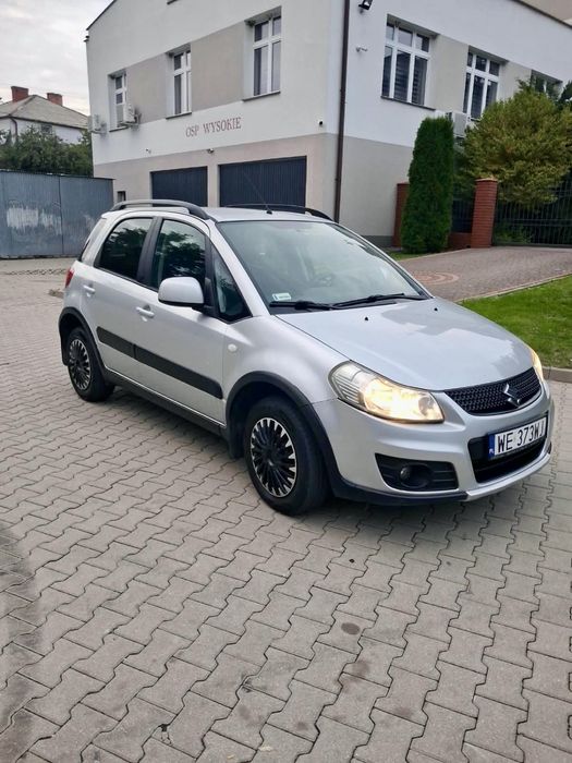 Suzuki SX4