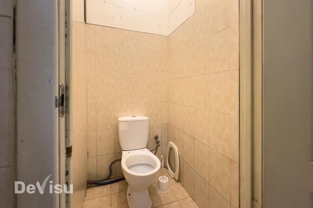Продаж кімнати в центрі, вул. Володимирська