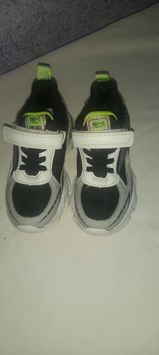 Кросівки дитячі 32р