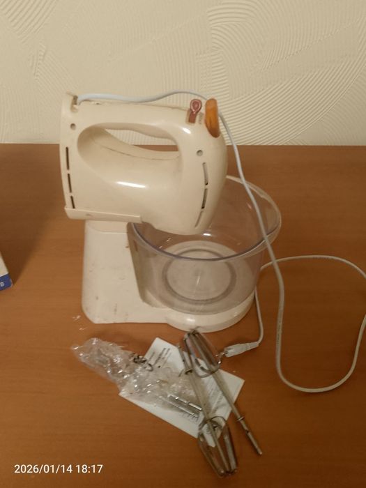 Миксер с чашей Elegance EL-1403WB. Читайте объявление полностью