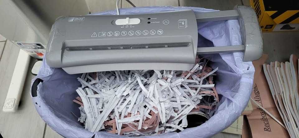 Vende-se Triturador de Papel - a funcionar