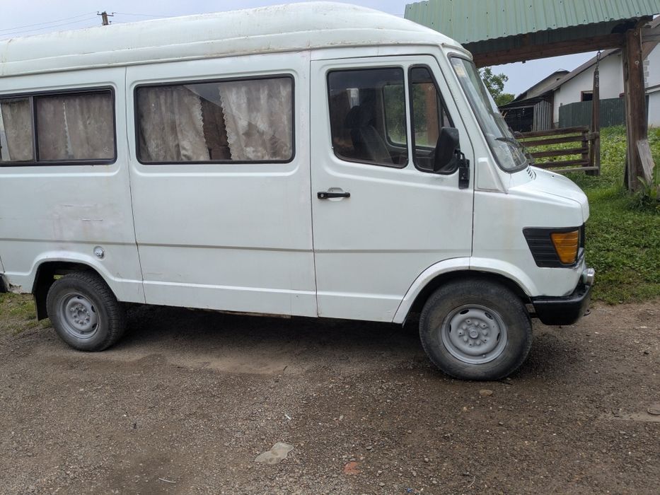 Продам мерседес бенц 209 D повна маса  4600 ,бус пасажир 1987 р.