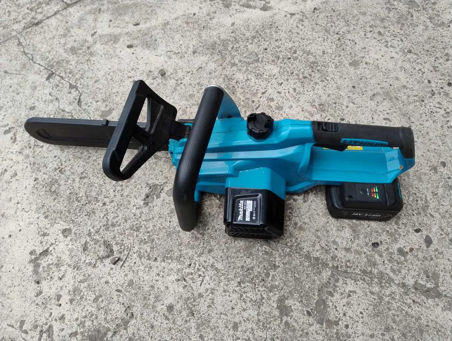 Акумуляторна ланцюгова пила Makita Аккумуляторная цепная пила Makita