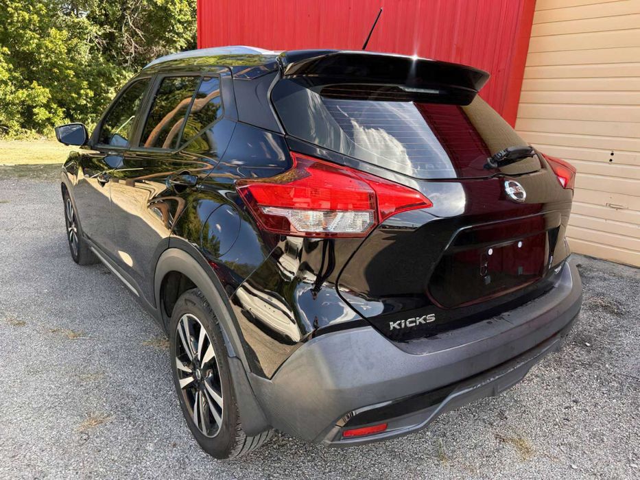 Nissan Kicks SR      2019
