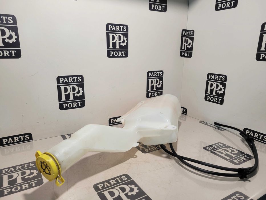 Бачок бачек омывателя очистителя омивача Jeep Cherokee KL 2018 2019+