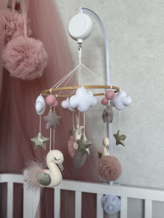 Мобіль,Балдахін та косичка