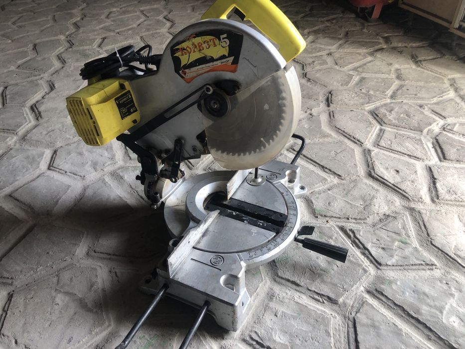 Торцовочна пила КОРВЕТ -5