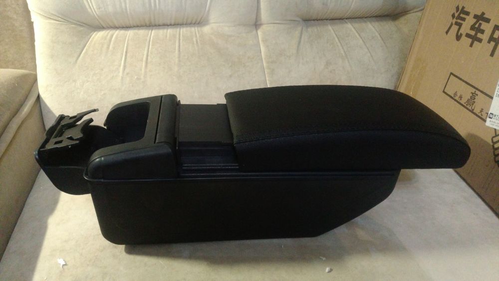 Подлокотник підлокітник Volkswagen Bora Golf 4